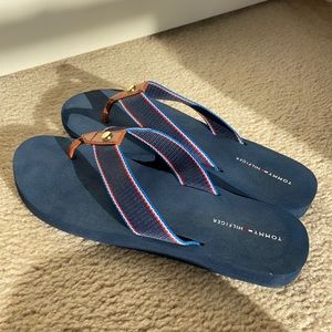 Tommy Hilfiger Flip Flops NEW